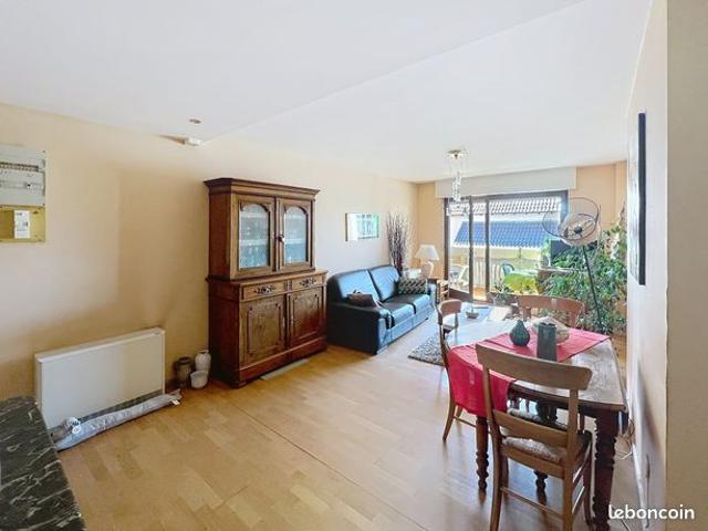 Appartement 4 pièces 94 m²