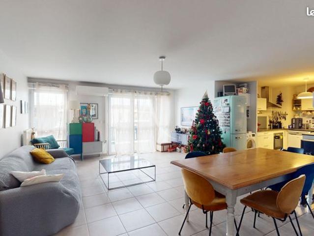 Appartement 4 pièces 94 m²