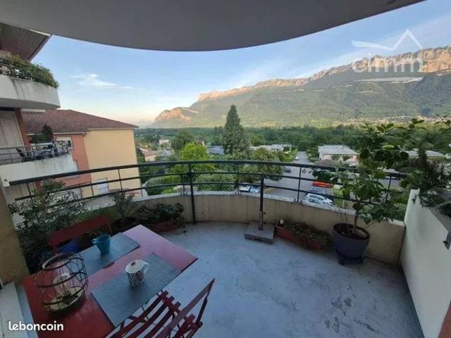 Appartement 4 pièces 94 m²