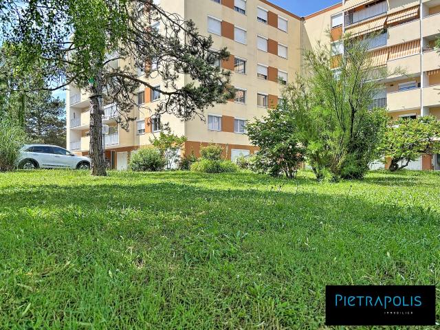 Appartement 4 pièces 94 m²