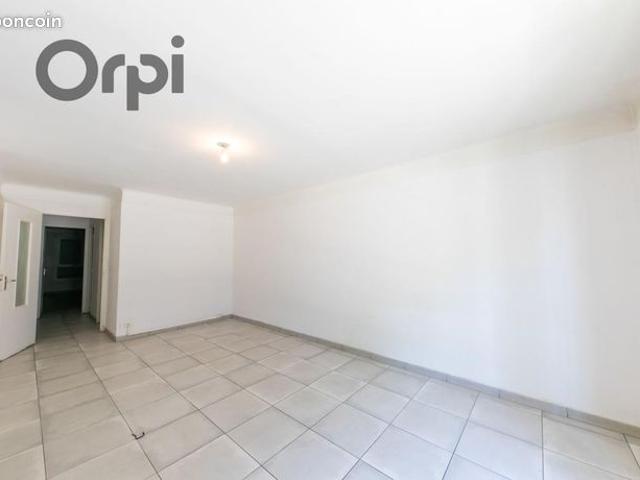 Appartement 4 pièces 94 m²