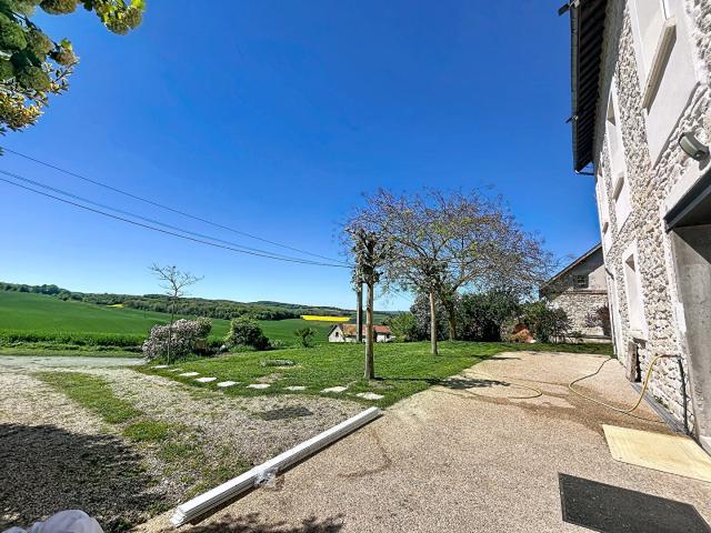 Appartement 4 pièces 94 m²