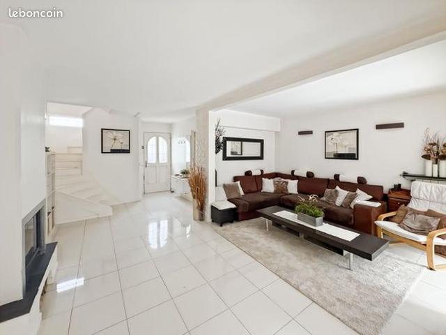 Appartement 4 pièces 94 m²