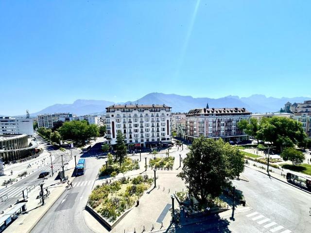 Appartement 4 pièces 94 m²