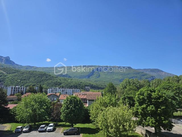 Appartement 4 pièces 94 m²