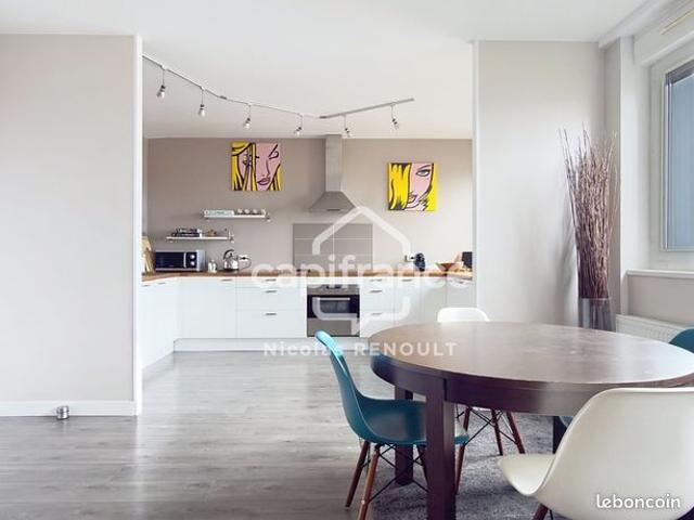 Appartement 4 pièces 94 m²
