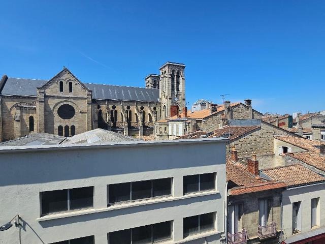 Appartement 4 pièces 94 m²