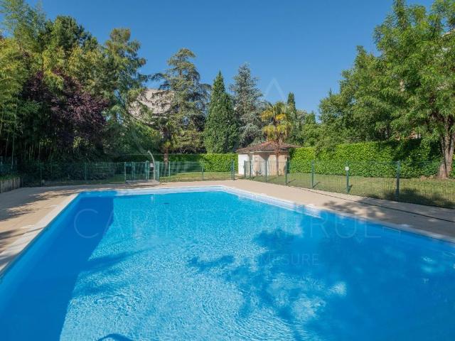 Appartement 4 pièces 94 m²