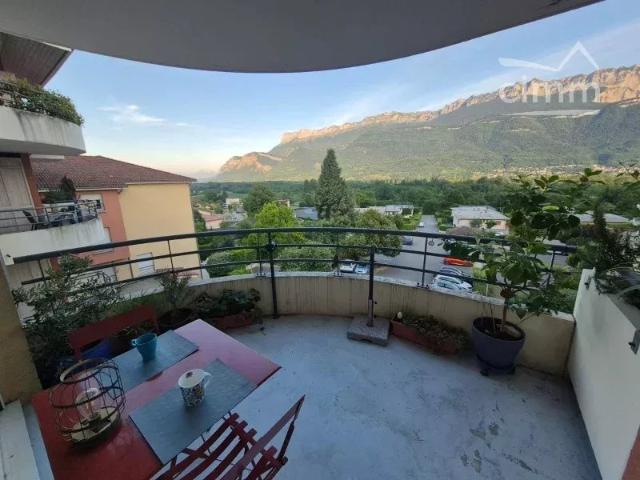 Appartement 4 pièces 94 m²