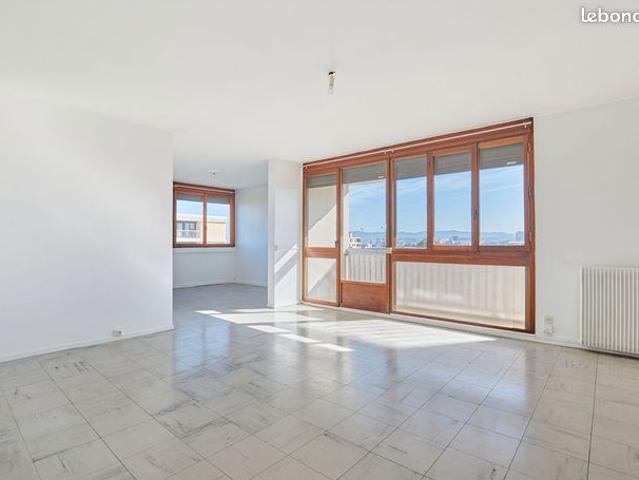 Appartement 4 pièces 94 m²