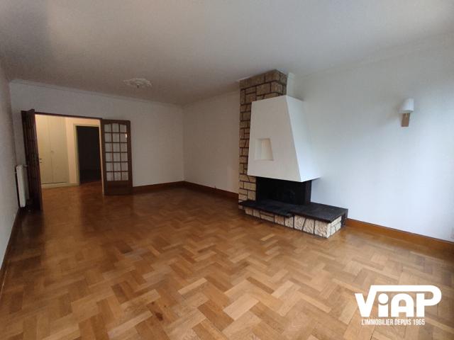 Appartement 4 pièces, 95 m² à louer à Limoges 87000