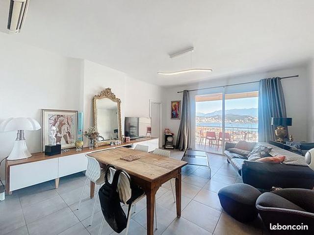 Appartement 4 pièces 95 m²