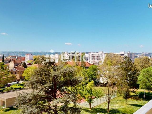 Appartement 4 pièces 95 m²