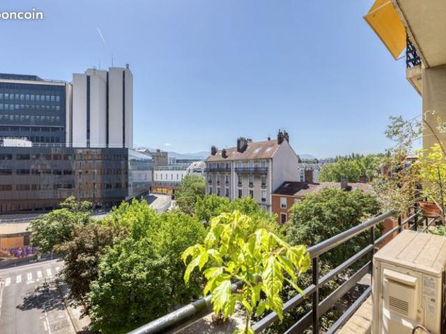 Appartement 4 pièces 95 m²