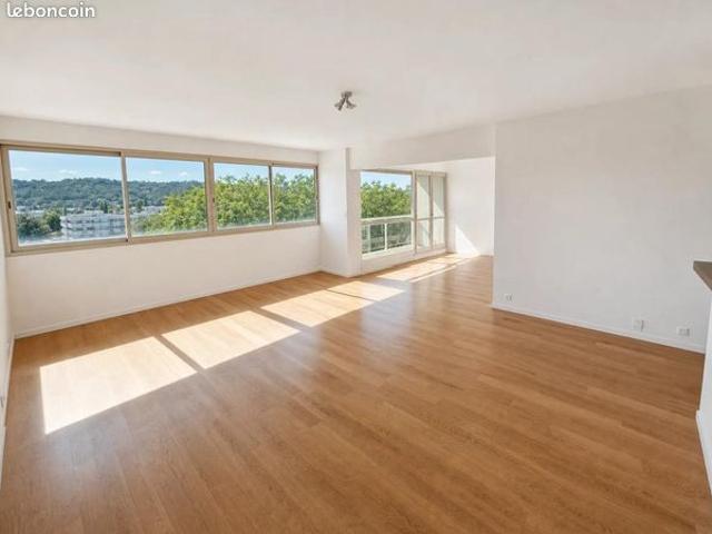 Appartement 4 pièces 96 m²