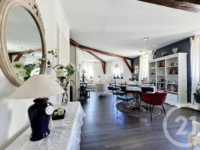Appartement 4 pièces 96 m²