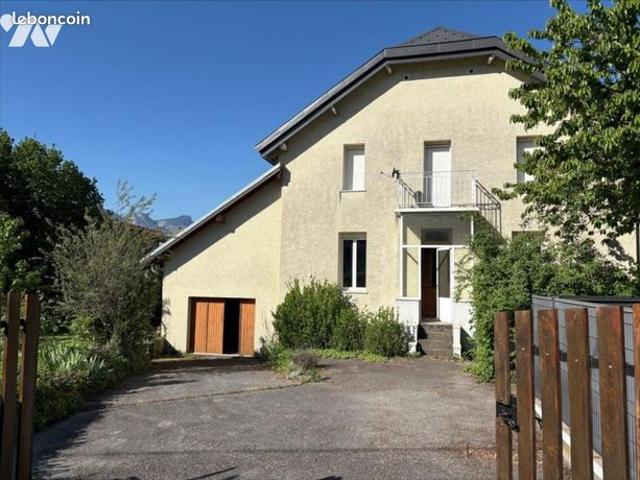 Appartement 4 pièces 96 m²
