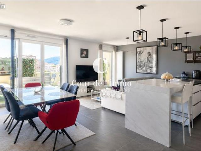Appartement 4 pièces 96 m²