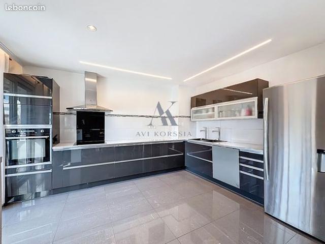 Appartement 4 pièces 96 m²