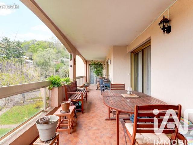 Appartement 4 pièces 96 m²