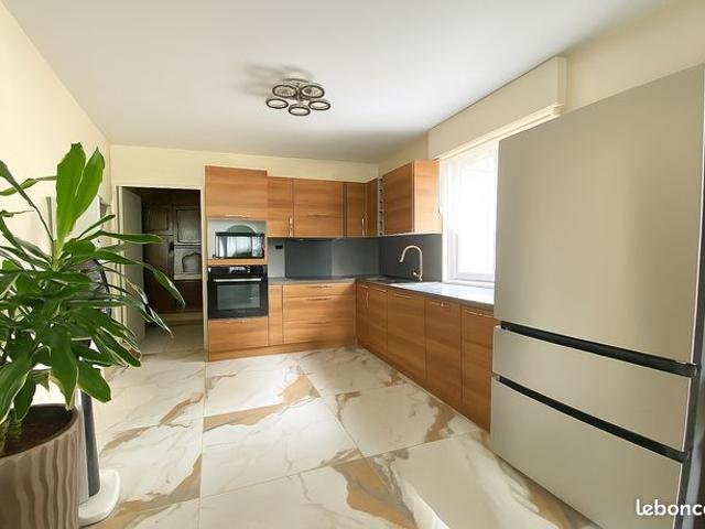 Appartement 4 pièces 96 m²