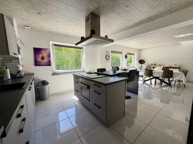 Appartement 4 pièces 96 m²
