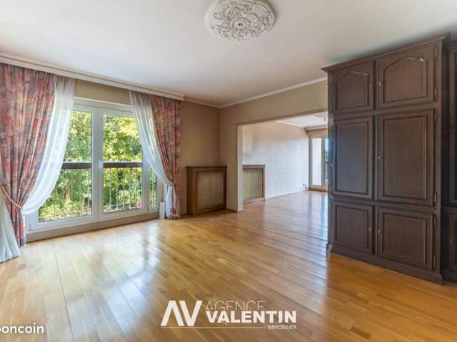 Appartement 4 pièces 96 m²