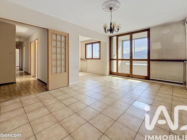 Appartement 4 pièces 96 m²