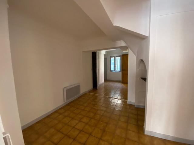 Appartement 4 pièces, 98 m² à louer à Aix en Provence 13100