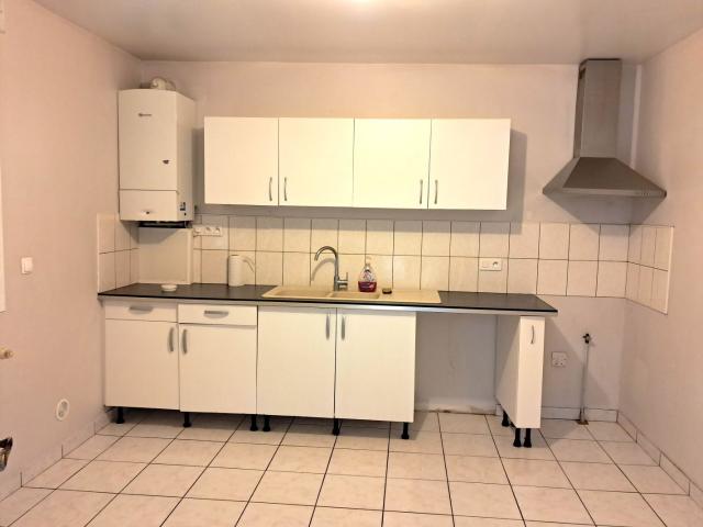 Appartement 4 pièces, 98 m² à louer à Sens 89100