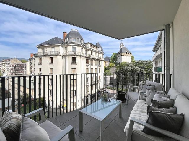 Appartement 4 pièces 98 m²