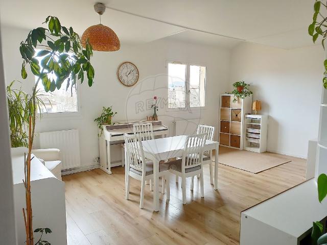 Appartement 4 pièces 98 m²