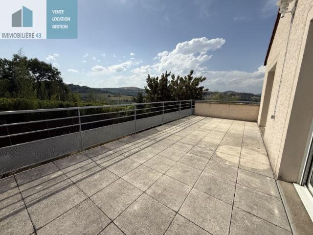 Appartement 4 pièces, 99 m² à louer à Le Puy en Velay 43000