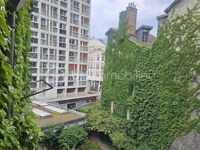 Appartement 4 pièces 99 m²