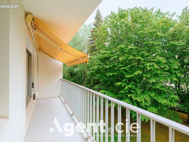 Appartement 4 pièces 99 m²