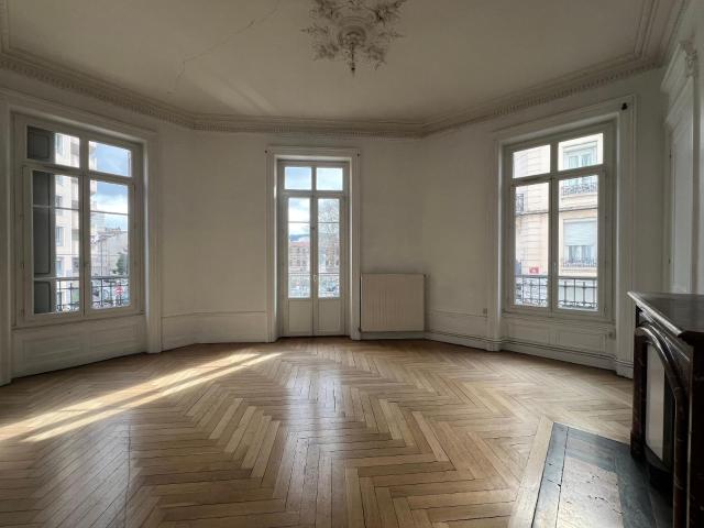 Appartement 4 pièces 100 m²