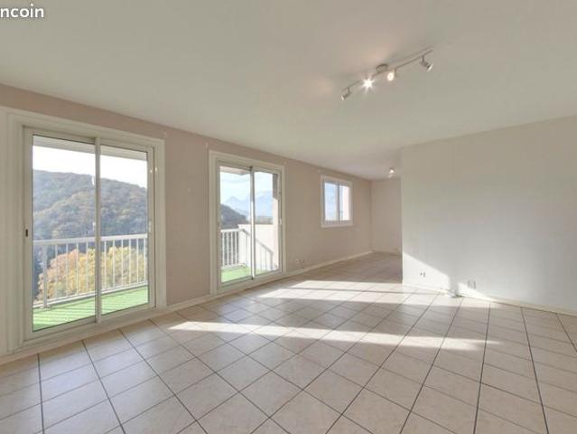 Appartement 4 pièces 100 m²