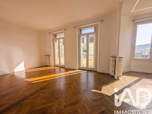Appartement 4 pièces 100 m²
