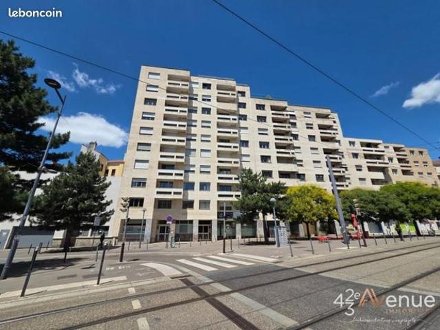 Appartement 4 pièces 100 m²