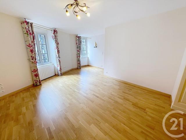 Appartement 4 pièces 100 m²