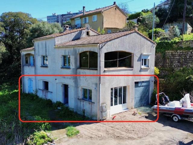 Appartement 4 pièces 100 m²