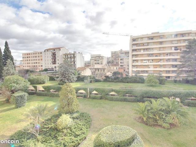 Appartement 4 pièces 100 m²