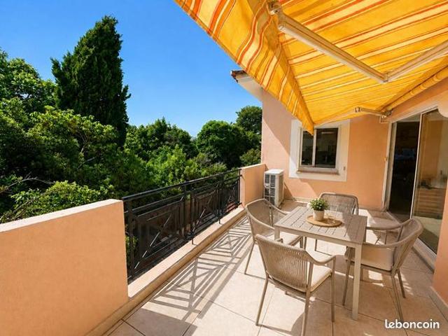 Appartement 4 pièces 100 m²