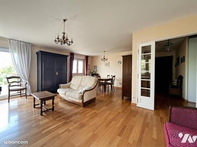 Appartement 4 pièces 100 m²