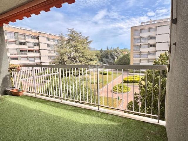Appartement 4 pièces 100 m²