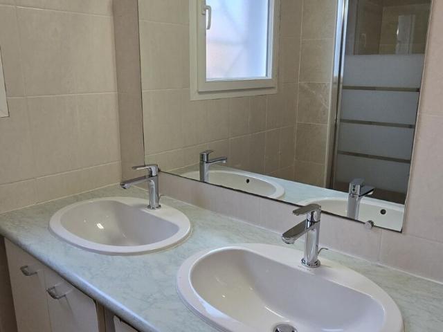 Appartement 4 pièces, 100 m² à louer à Cheval Blanc 84460