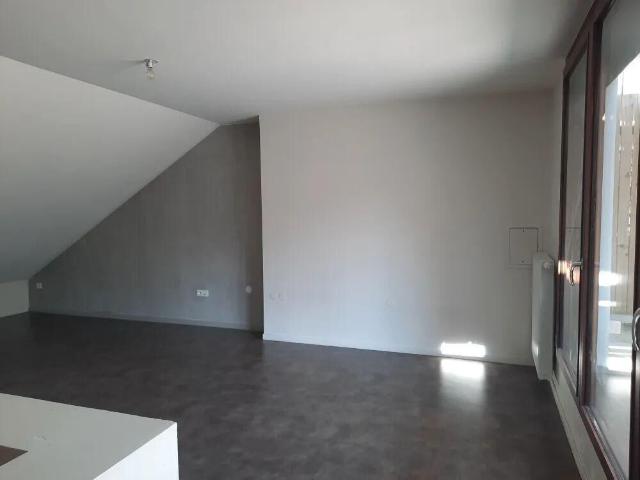 Appartement 4 pièces, 100 m² à louer à Bordeaux 33000