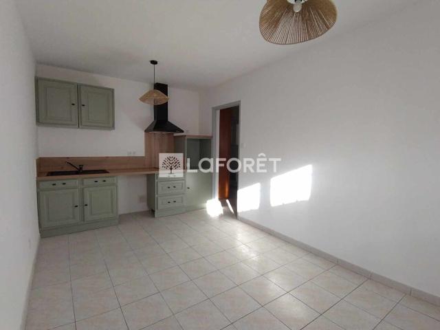 Appartement 4 pièces, 100 m² à louer à Sorgues 84700