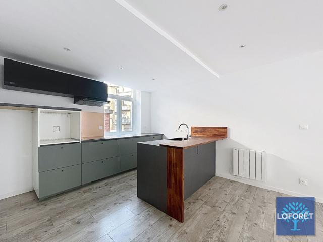 Appartement 4 pièces, 100 m² à louer à Valenciennes 59300