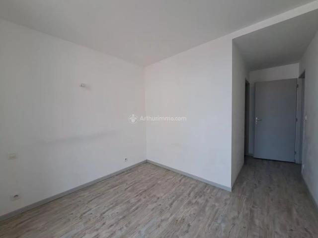 Appartement 4 pièces, 101 m² à louer à Carmaux 81400